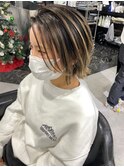 ミディアムボブ＿ハイライト＿アッシュベージュ_40