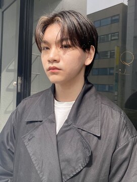 イトシテ デザインハイライト×センターパート【鎌田隆雅】