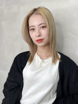 グロー 大宮(GLROW) ◆ 韓国大宮顔周り髪質改善レイヤー前髪カットくびれブリーチ