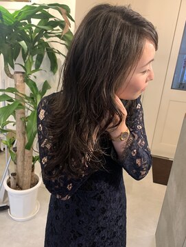 ローリー ヒロシマ(RoLLy hiroshima) ロングレイヤーパーマ