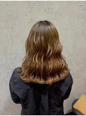 ハイライトカラーミディアムヘアグレージュカラーデザインカラー