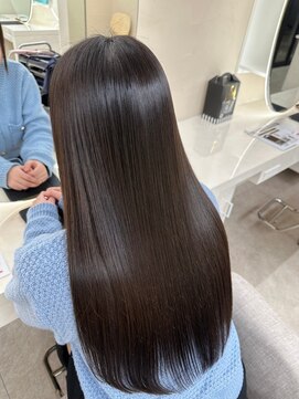 ドロシー 郡山桑野店(Dorothy) イメチェンハッシュカットフルバング似合わせレッドブラウン