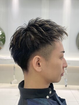 アールプラスヘアサロン(ar+ hair salon) メッシュベリーショート