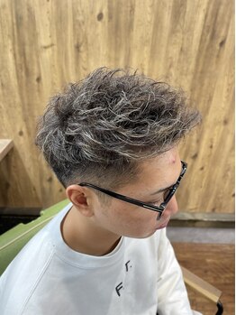 ヒロ(HiLO)の写真/【札幌/北区】誰よりも似合わせるカット、計算され尽くされた再現性の高いデザインなら≪Hair's HiLO≫