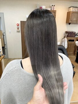 ミラシィ 成田(Mirashy) ハイライトカラーミルクティーベージュレイヤーカット