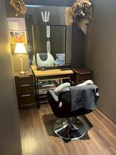 ツツミ TSUTSUMI 美容室