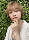 20代~50代◎ショートヘアカット前髪ありホワイトブロンド◎
