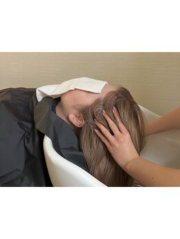 頭皮・毛髪診断で1人1人に合うアイテムをブレンド◎あなただけのブレンドオイルとアロマで癒しのひとときを