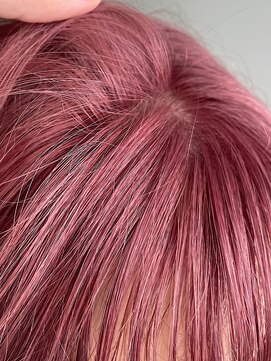 シア(sia) 心斎橋vivid pink南船場ブリーチボブbob心斎橋南船場デザイン