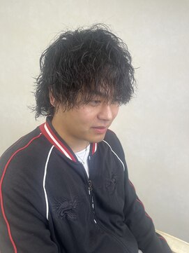 ヘアー ル シェーヌ ワンセカンド(hair le chene 1/2) メンズミディアムウルフ/金沢市窪