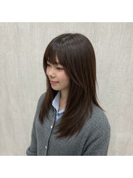 アルーシェ 心斎橋(Alushe) 顔周りレイヤーで動きのあるナチュラルロング