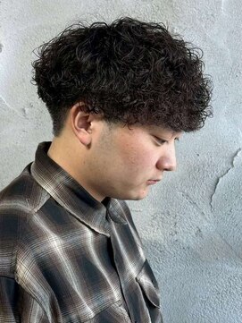 ニアウ 高崎店(Niau) MEN’S HAIR/サーフカール/刈り上げセンターパート/群馬高崎