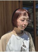 小顔に見えるハッシュカットボブ×チェリーレッド