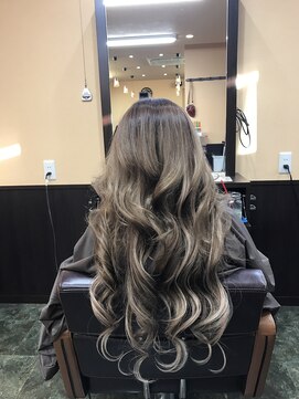 ヒスヘアー クリエイティブスペース(hys hair creative space by lauto) バレイヤージュ風グラデーション