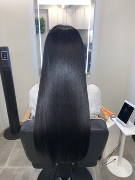 アールサロン アオヤマ(Rr SALON AOYAMA) クリスタルミネコラ