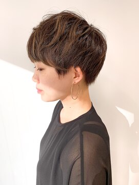 ヘアーワークス ヘルム 渋谷店(HAIR WORKS HELM) [HELM渋谷]コンパクトマッシュ