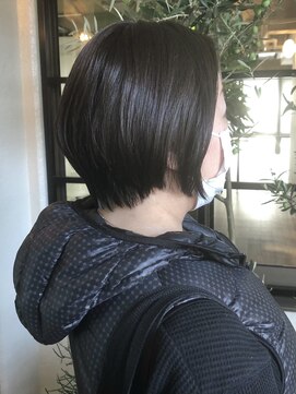 アル(AL) 【AL】小栗春花　コンパクトくびれショート