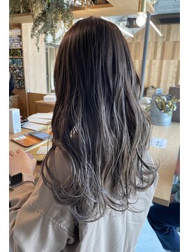 パルムヘアー(Palm hair) グレージュバレイヤージュカラー