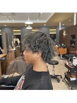 ビスポーク(BESPOKE)&nbsp;メンズ波巻きパーマ＋ハイライト