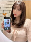 レイヤーミディアム_イメチェン美髪外ハネボブホワイトブロンド