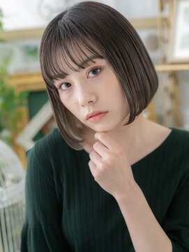 カバーヘア ブリス 大宮西口(COVER HAIR bliss) 黒髪インナーカラー前下がり切りっぱなしボブh3大宮20代30代40代