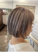 ハイトーンミニボブ