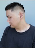 フェードカット　スキンフェード　バズカット