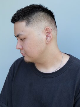 ローサムカットワークス(LOSOME CUT WORKS) フェードカット　スキンフェード　バズカット