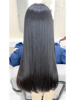 ジーナ サンシャイン通り池袋(Zina)&nbsp;髪質改善　シアーブラック　艶髪【Zina 坂本勇樹】