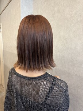 ソレイユバイエルズ(soleil by ailes) オレンジカラー×切りっぱなしボブ