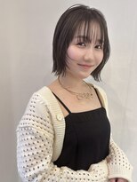 イル(ill)&nbsp;レイヤーボブ　ハッシュカット　大須