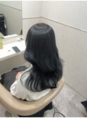 暗髪×レイヤーカット