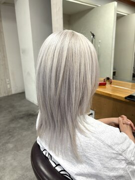 リリス(Ryllis) レイヤー×ホワイトシルバー