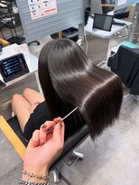 キング 京橋店(K!ng)&nbsp;縮毛矯正髪質改善レイヤーカットハッシュカットダブルカラー