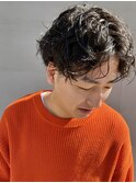 センターパート 癖毛風パーマ 直毛解消 刈り上げ 担当 井上