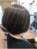 ショートボブ