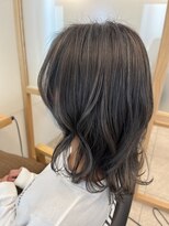 リュクスバトーバイトリコ 船橋南口店(Luxe BATEAU by tricot) ハイライト/グレージュ/ミディアム