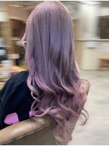 フツーロ 栄(FUTURO) プルエクステ