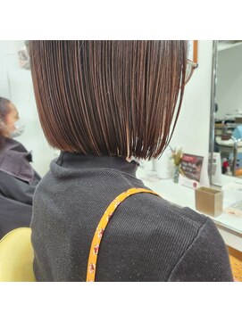 ヘアースポットイング(ing) 切りっぱなしボブ