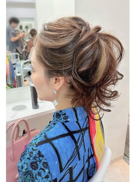 ヘアセット&メイク専門店 カスミ(Kasumi) ポニーテール
