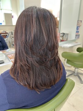 シュウ 西尾店(Shu) レイヤースタイル