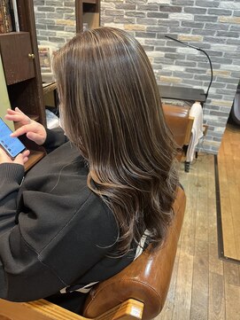 ロータスヘアーデザイン(Lotus Hair Design) 【lotus　下枝】白髪ぼかしハイライト/外国人風/グレージュ