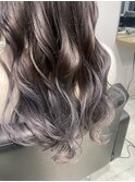 シルバー グラデーションカラー ケアブリーチ レイヤーカット