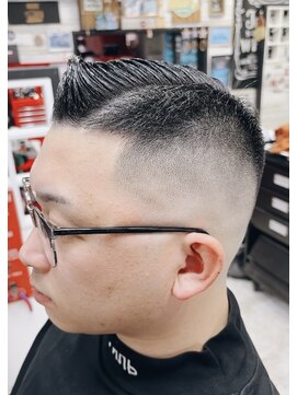 バーバー髪レジェンド(BARBER髪LEGEND) (High)スキンフェード