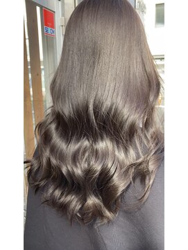 ピーシーズ(Pieces) ツヤカラー