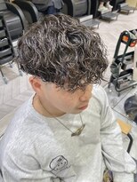 ゼスト フィーノ(ZEST fino) スペインカール外国人風パーマ波巻きパーマメンズパーマ