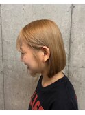 一回ブリーチのブロンドベージュボブ[下北沢/下北沢駅]