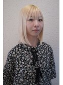 抜きっぱなしブロンドヘア