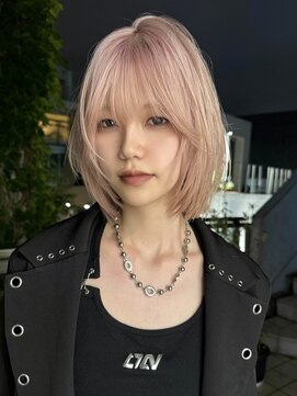サンクプロジェクト(cinq PROJECT) 原宿表参道ハッシュカットミディアムレイヤーボブピンクベージュ