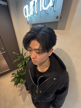 クム 横浜(qumu) "RIKITO" フェザーショート
